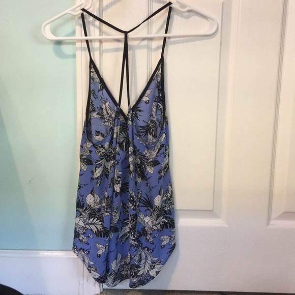 Wrap Tank - Picture 2 of 3